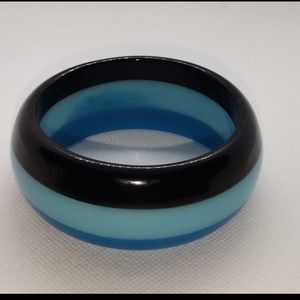 Vintage Tri-Colored Lucite Bangle Bracelet